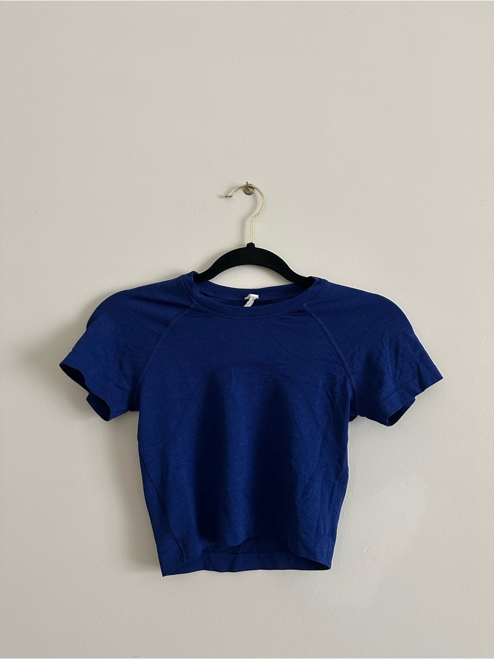 Women's Lululemon Navy Blue Short Sleeve Crop Top
